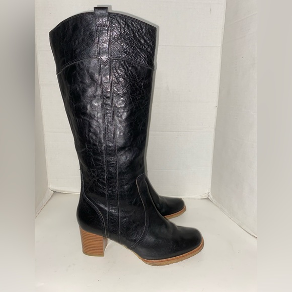 Camper Tall Black Leather Boots Sz 40 With Heel